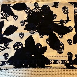 Alexander McQueen Black and Navy Skull Scarf